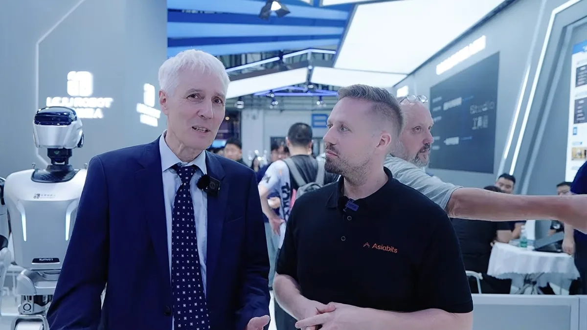 Standort Deutschland in der Robotik: Professor Alois Knoll auf der World Robot Conference in Peking