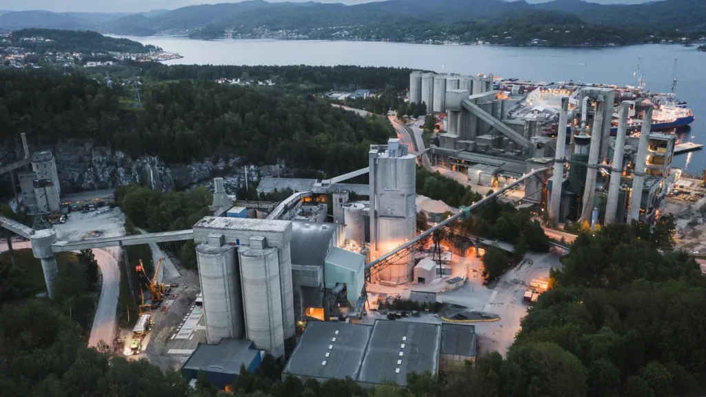 Heidelberg Materials fährt Brevik CCS hoch und plant schon das Doppelte