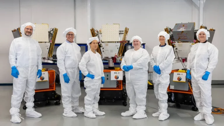 FireSat: Drei Satelliten sollen Waldbrände weltweit früher erkennen